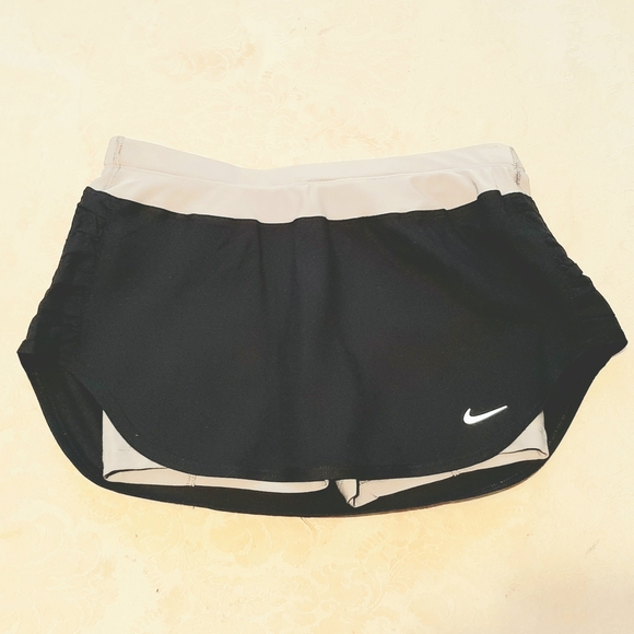 Nike Women's Black Tennis Skirt Skort XS - Picture 1 of 8
